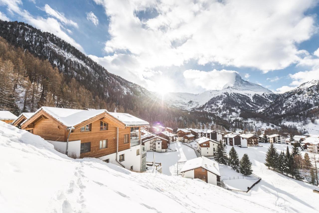 Apartment Alpharmonie Zermatt Bagian luar foto