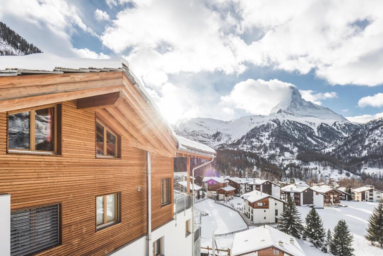 Apartment Alpharmonie Zermatt Bagian luar foto